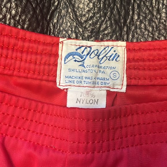 Dolfin/ Dolphin RARE 80s shorts - Picture 3 of 7